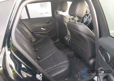 2017 Mercedes-Benz Glc 300 4Matic from USA, damaged, VIN WDC0G4KB1HV008280